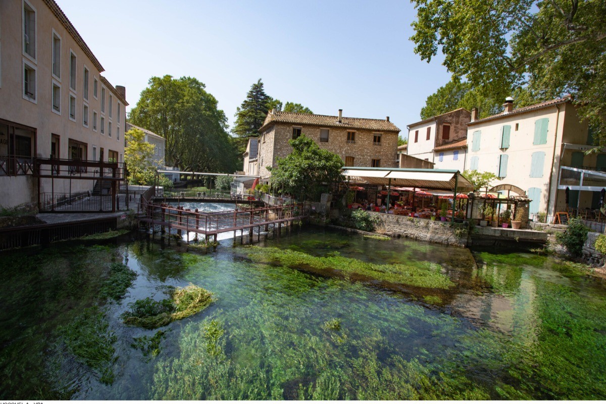 Fontaine de Vaucluse Crédit Photo A.hocquel/VPA
