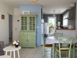 Séjour et cuisine ouverte