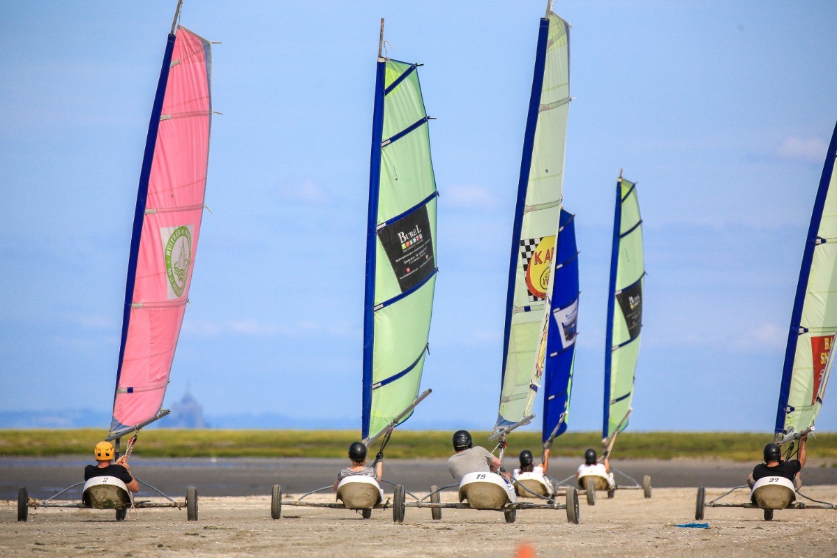 Char à voile en Baie du Mont-Saint-Michel à Hirel.
Crédits photos : CRTB BOURCIER-Simon