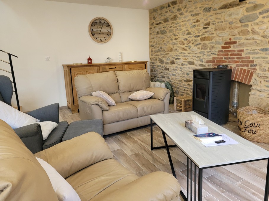 Location Ty Kermaudez, Clévacances, Paimpol, pièce de vie