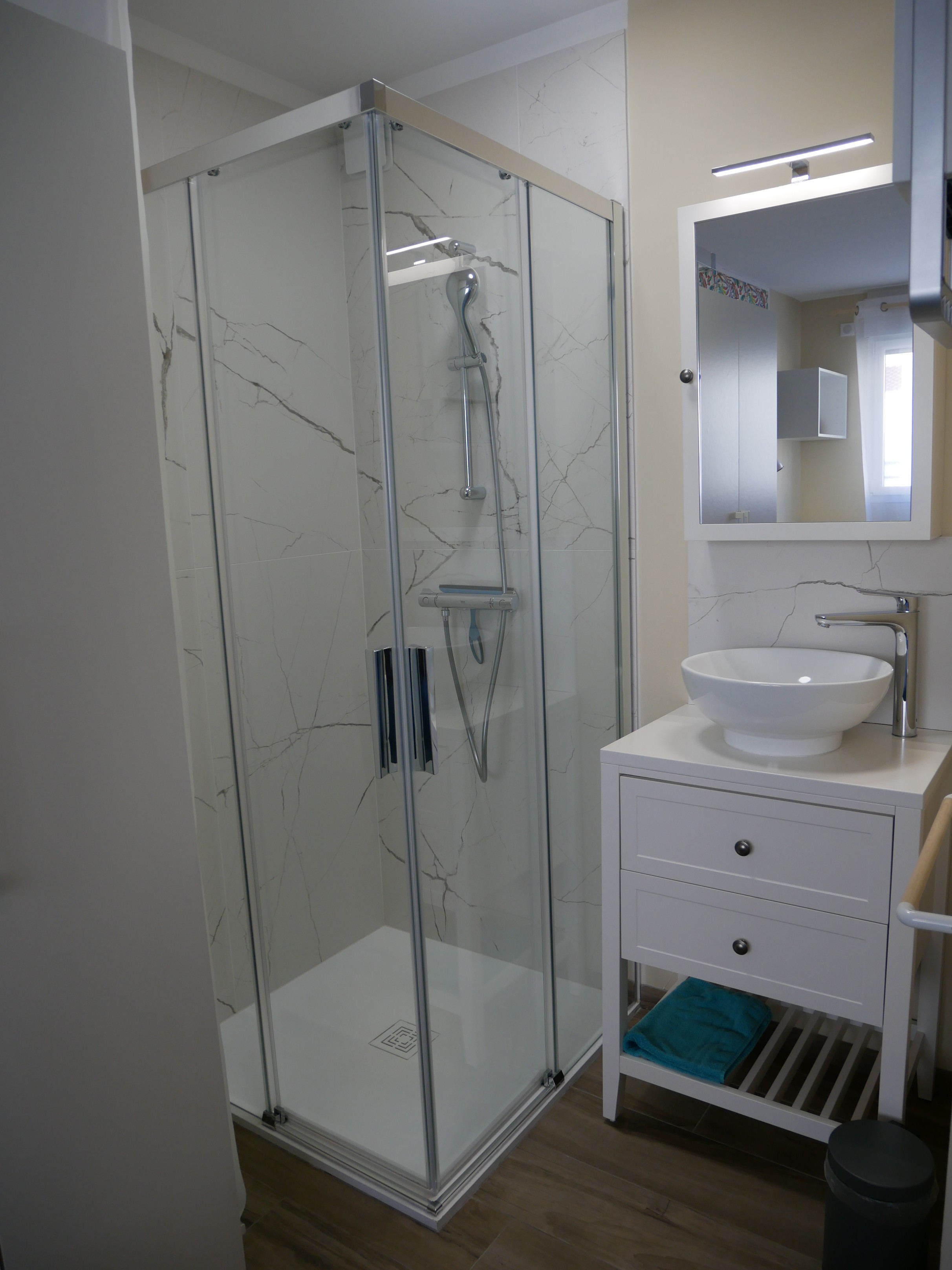 Margot Master Bedroom Suite – Shower Room