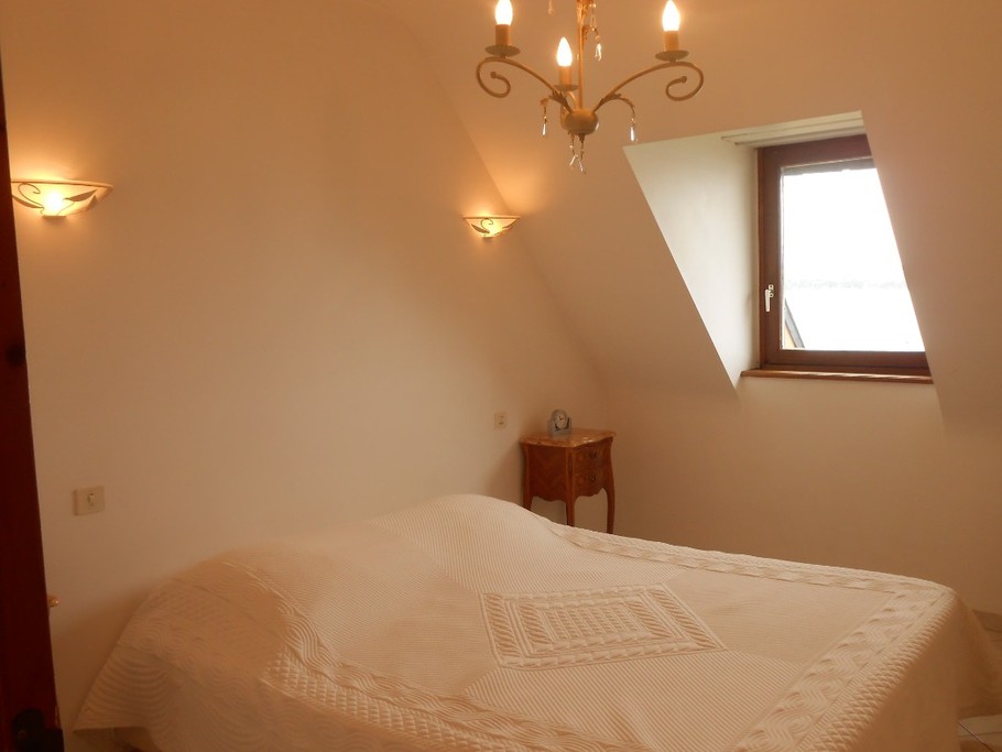 1 ère chambre avec 1 lit de 160 cm