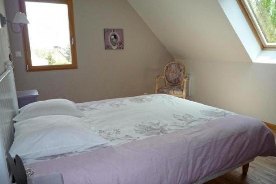 Etage: Chambre 3 avec lit 160 et placard penderie