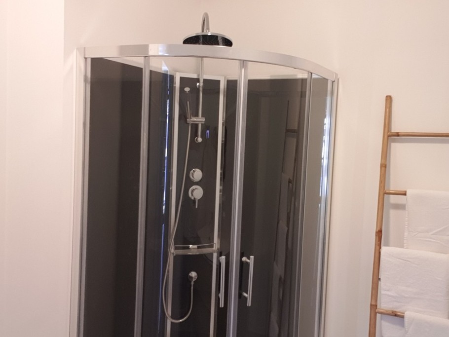 grande douche salle d'eau