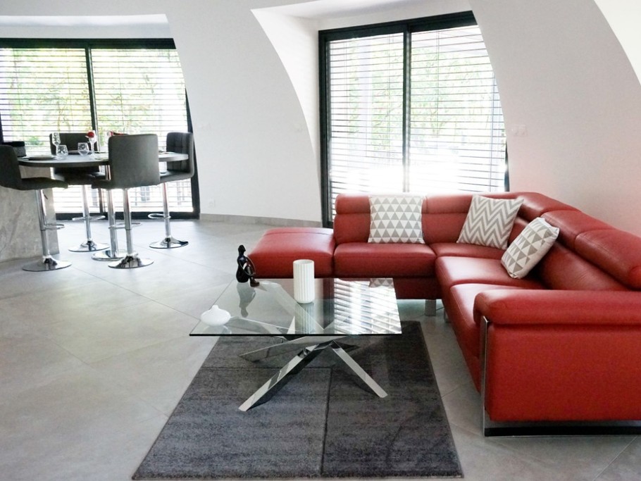 Le salon, design et lumineux, pour échanger en toute convivialité