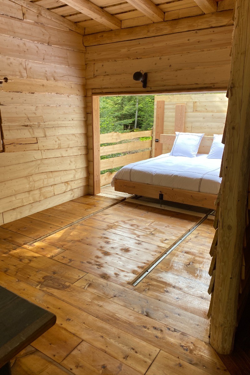 Pour une nuit à la belle étoile, Cabane Galilée - Les Cabanes du Lac de Pierre Percée