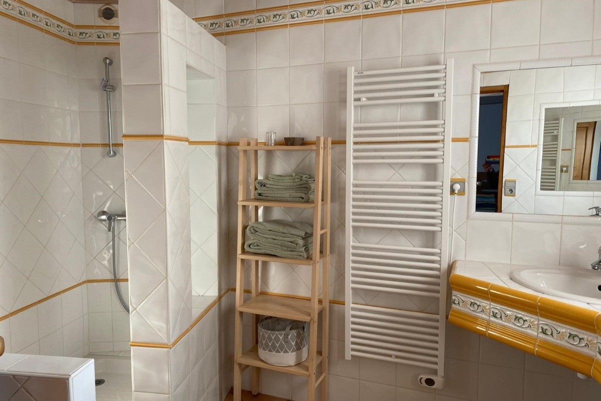 Salle d'eau avec wc
