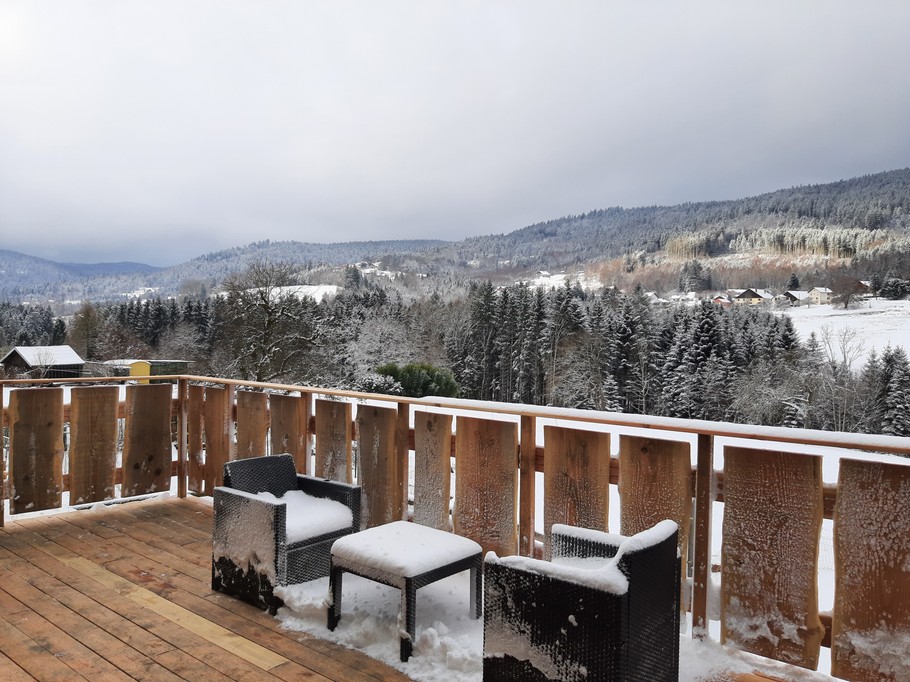 Terrasse - Chambre d’hôtes La Pimprenelle : repos et nature – Vosges