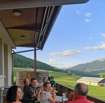 diner en terrasse l'été