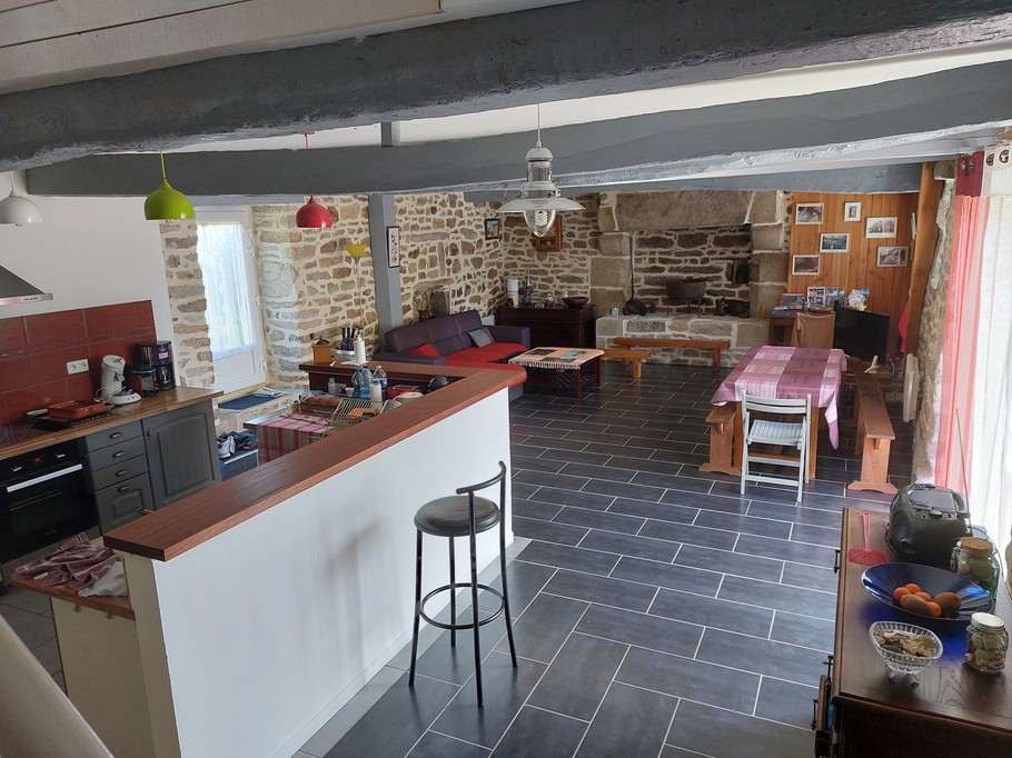 Ground floor Living room/kitchen