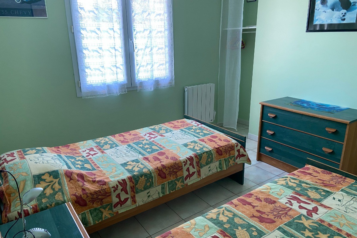 Chambre 2 lits en 90