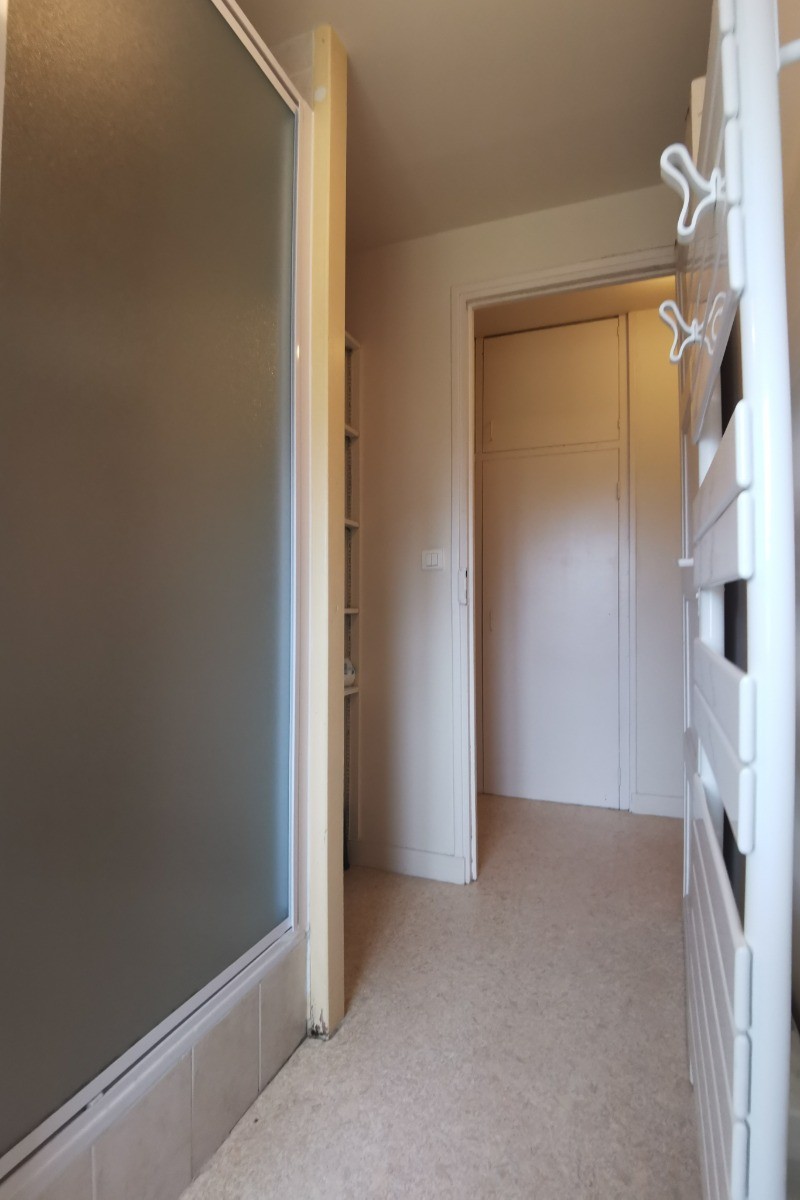 Douche de la salle d'eau