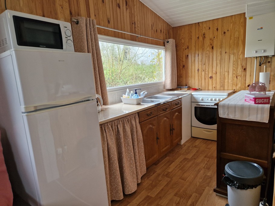 Cuisine - Gite au bord du Canal de l'Est et de la Meuse sauvage