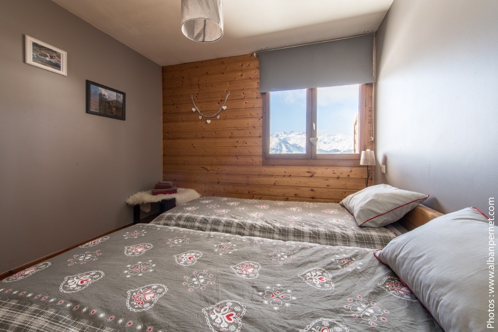 Le Fleur de Neige, gîte en Savoie station familiale - Albiez Montrond chambre avec lits jumeaux