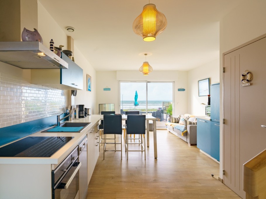 Vue sur la mer de tout l'appartement