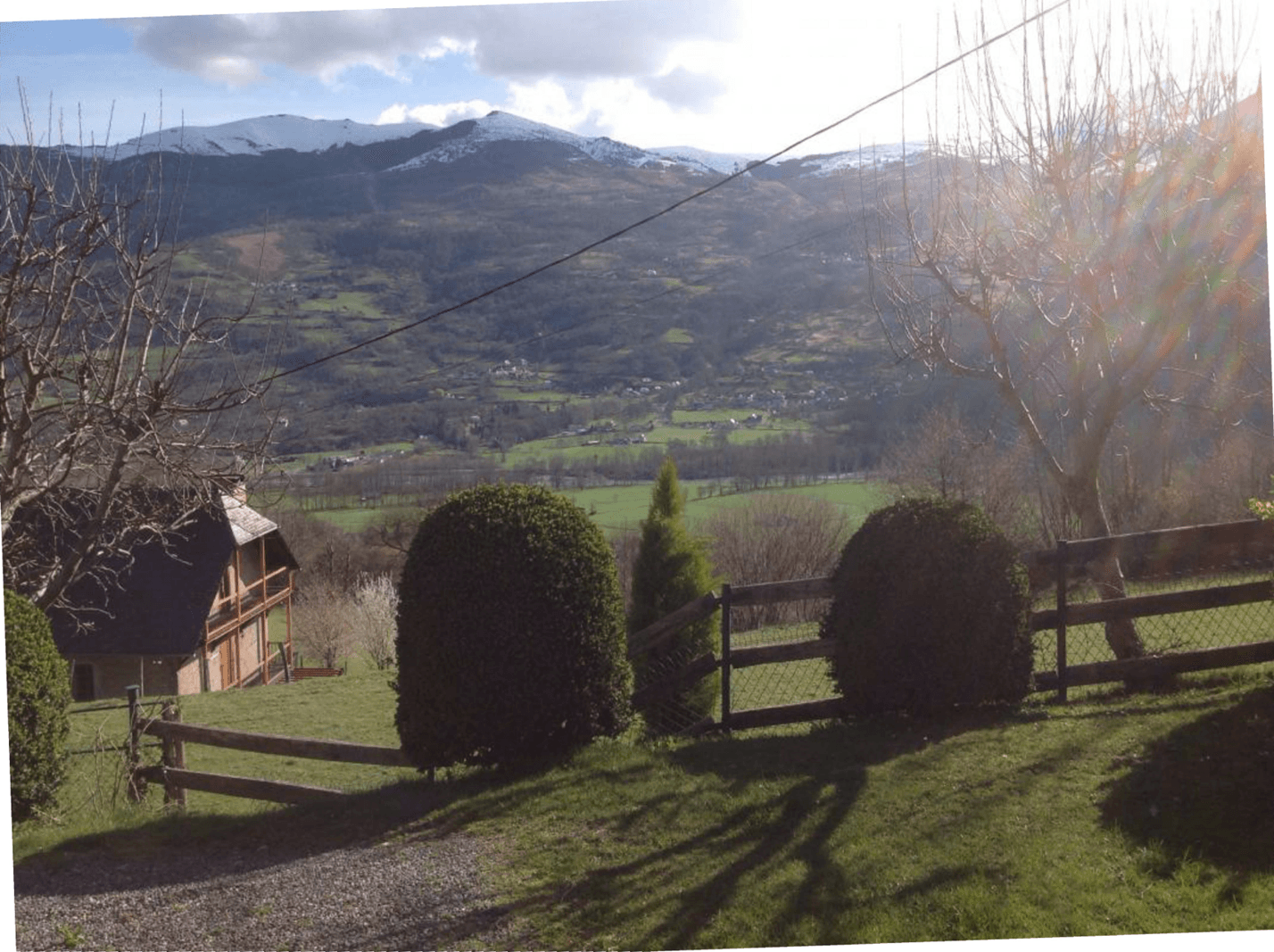 Vue imprenable sur les montagnes