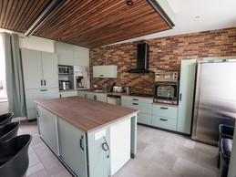 Cuisine adapté pour groupe et pour traiteur