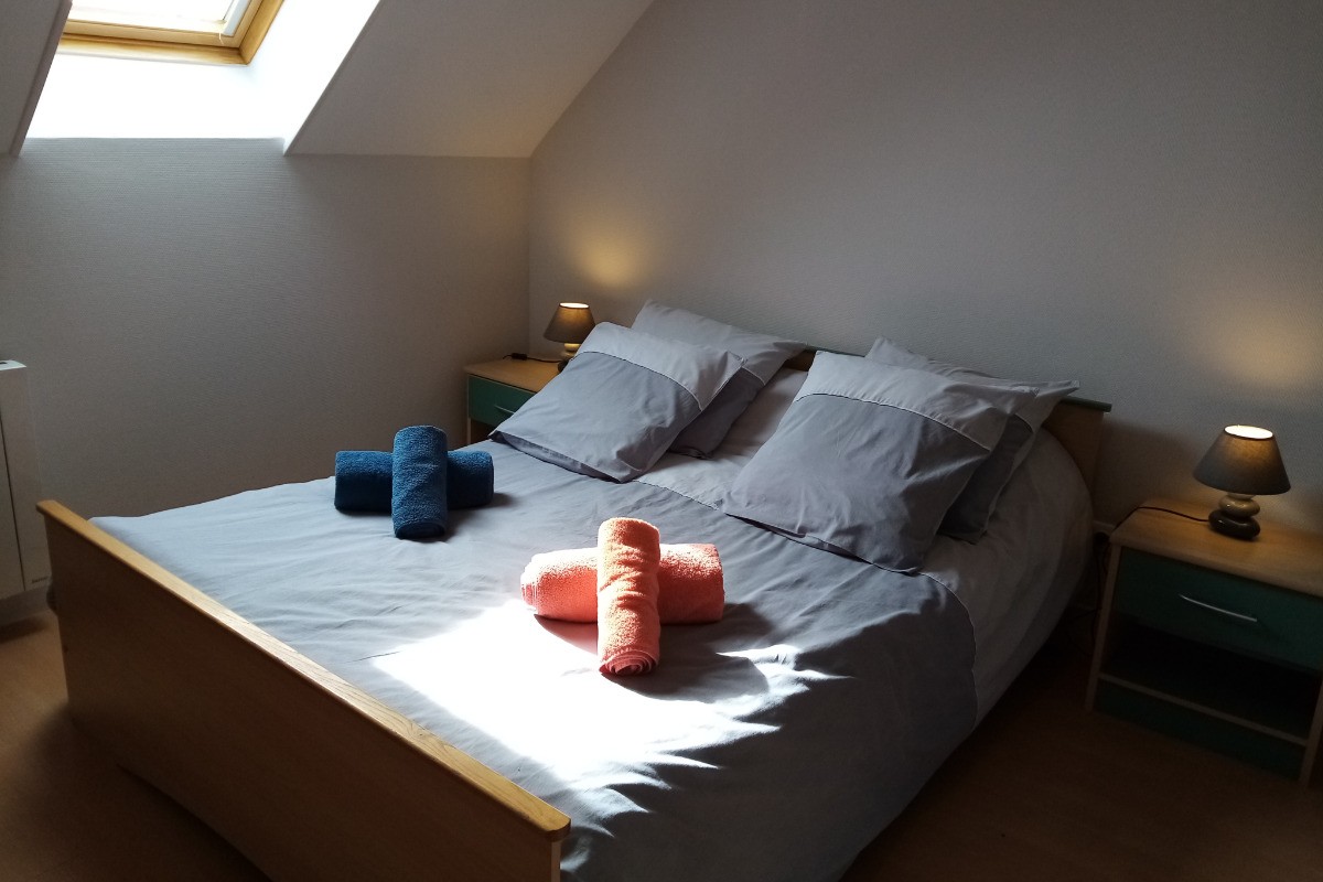 chambre lit 140