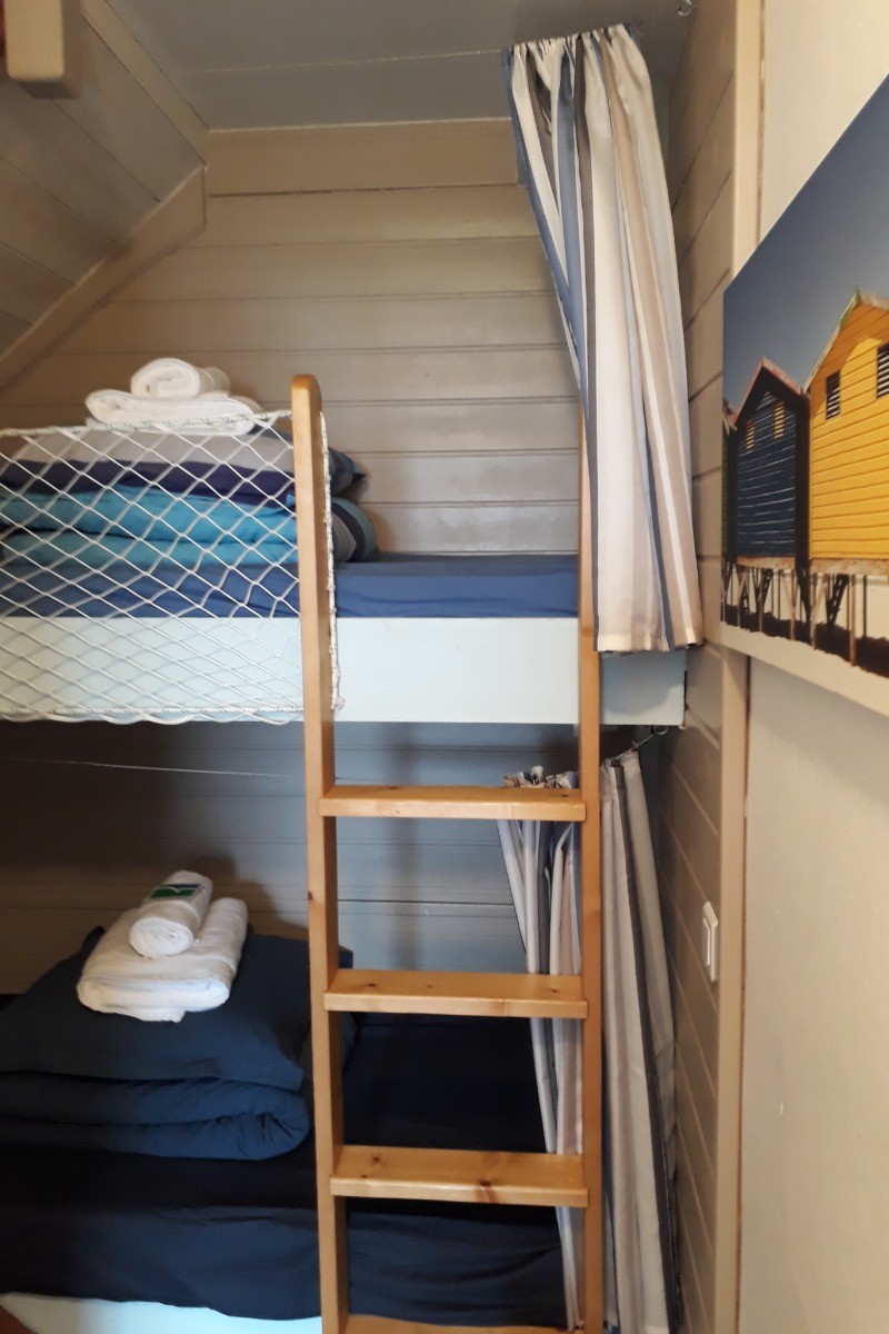 Appartement 2 pièces duplex vue mer à 50m de la plage de sable fin de Trestel, meublé de tourisme 3 étoiles, Trévou-Tréguignec, Côtes d'Armor - Bretagne - Lits superposés