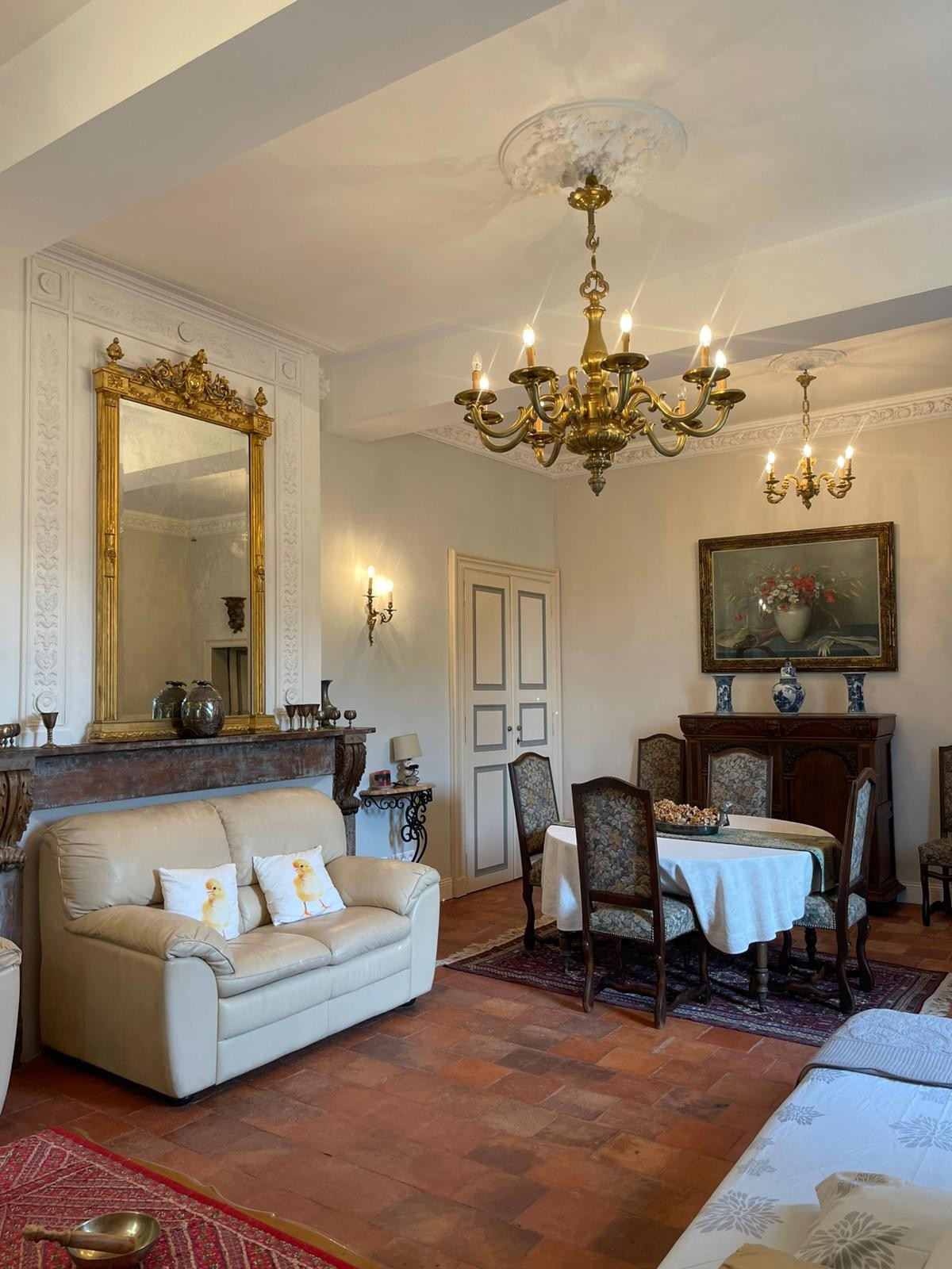 Grande salle à manger étage nord