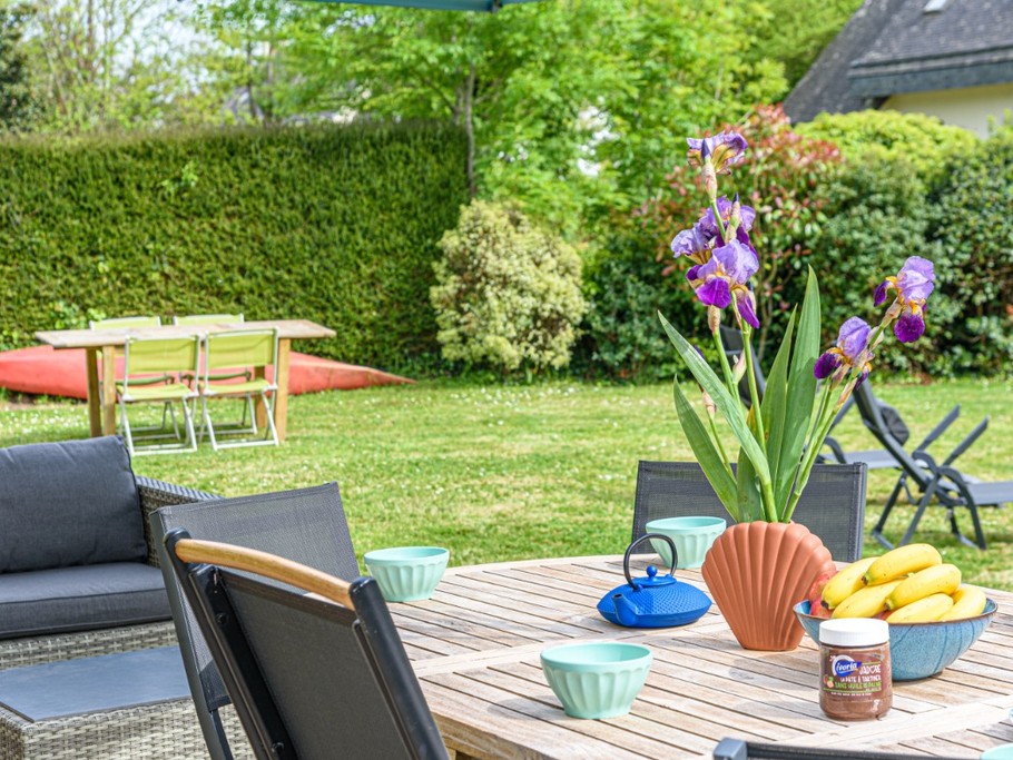 Petit déjeuner sur la terrasse