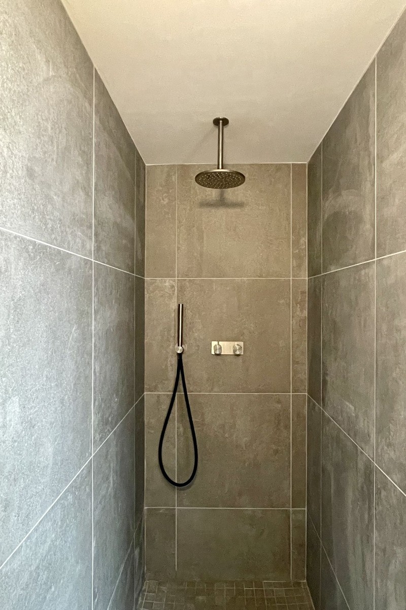 Douche à l'italienne