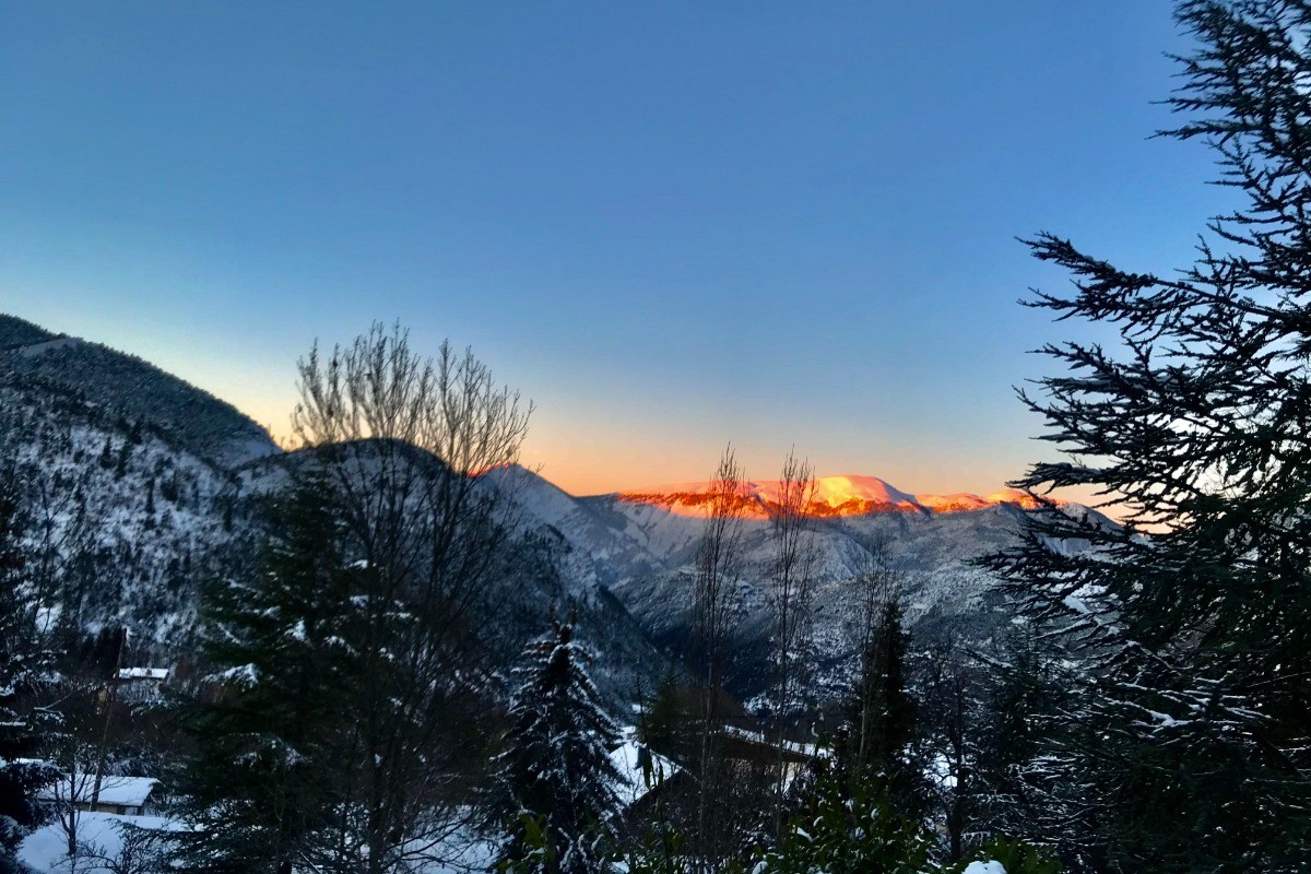 Lever du jour sur le Lauvet d'Ilonses