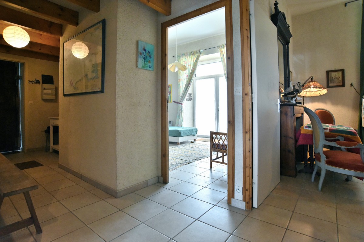 Entrée des chambres arrière vues du couloir