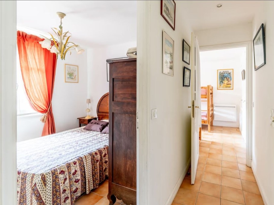 Couloir chambres