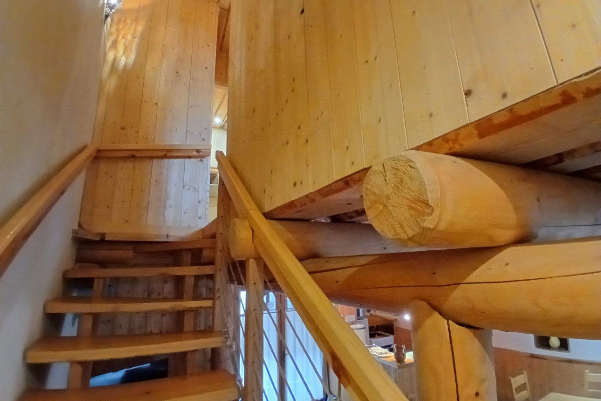 Maison vigneronne - Champdieu - Escalier