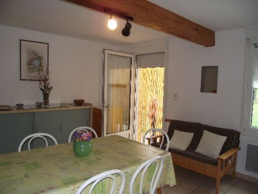 maison le plagnal 07590 séjour