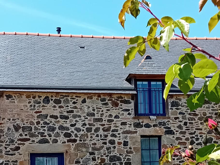 Le Pommier - entrée indépendante - longère du 18e siècle