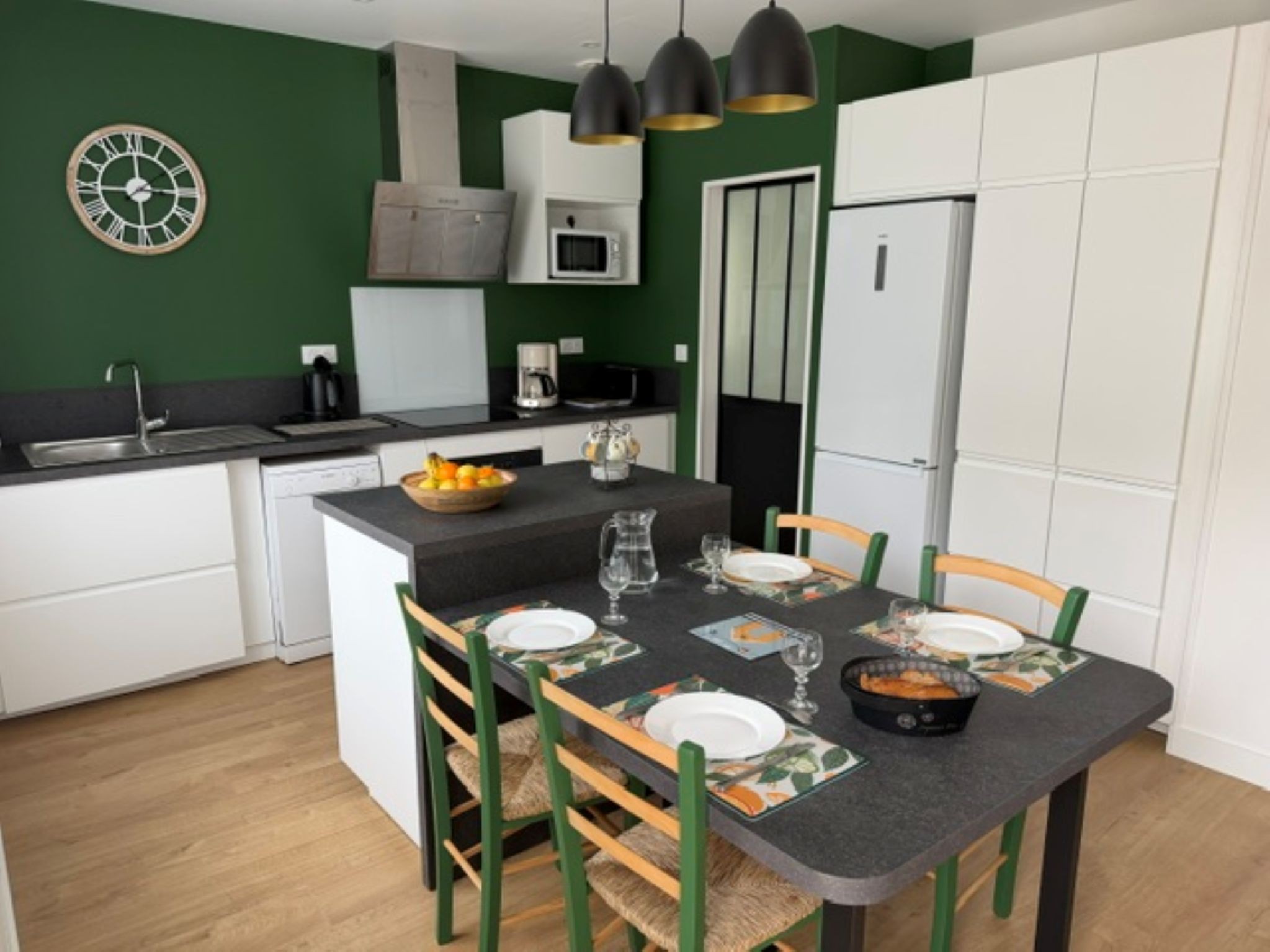 Villa Primerose for 4 people in La Rochelle with garden and free parking, Charente maritime