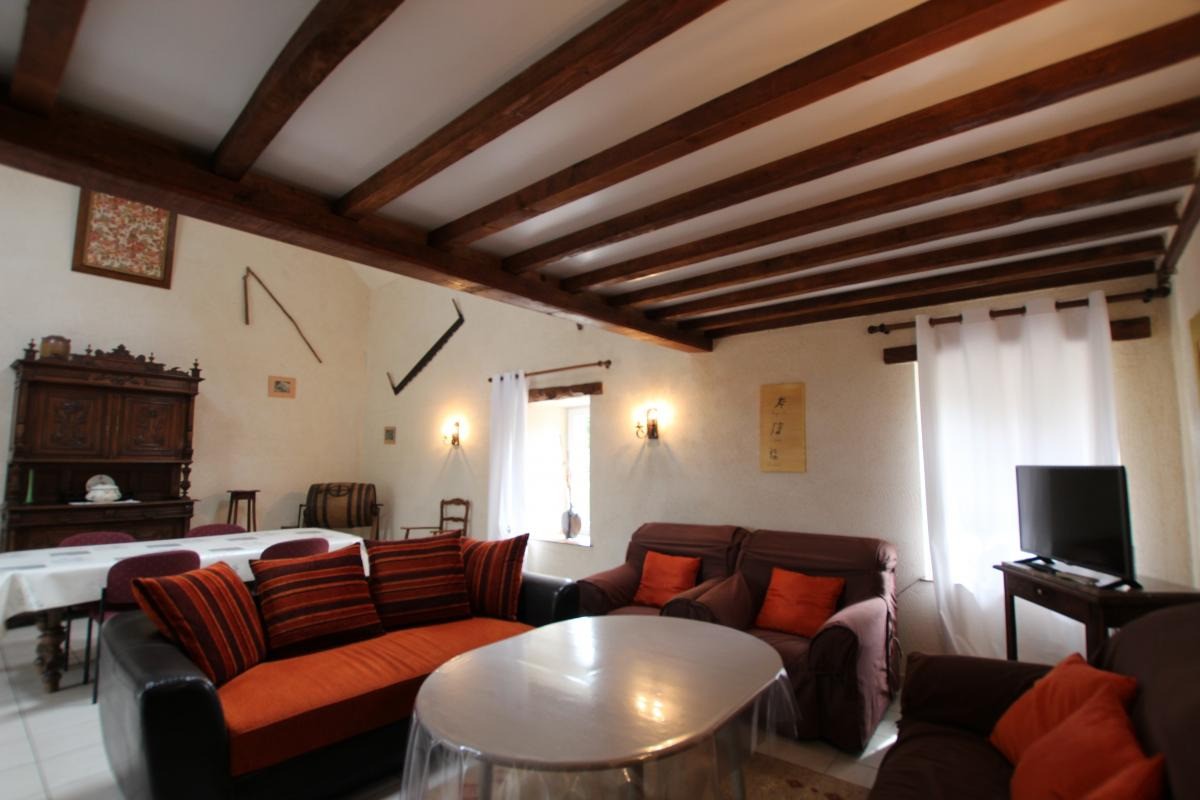 salon, salle à manger dans l'ancienne étable