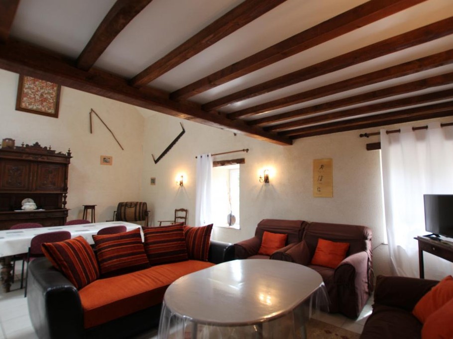 salon, salle à manger dans l'ancienne étable