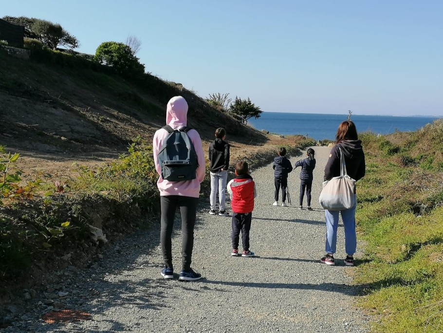 Chemin piétonnier, plage à 200 m