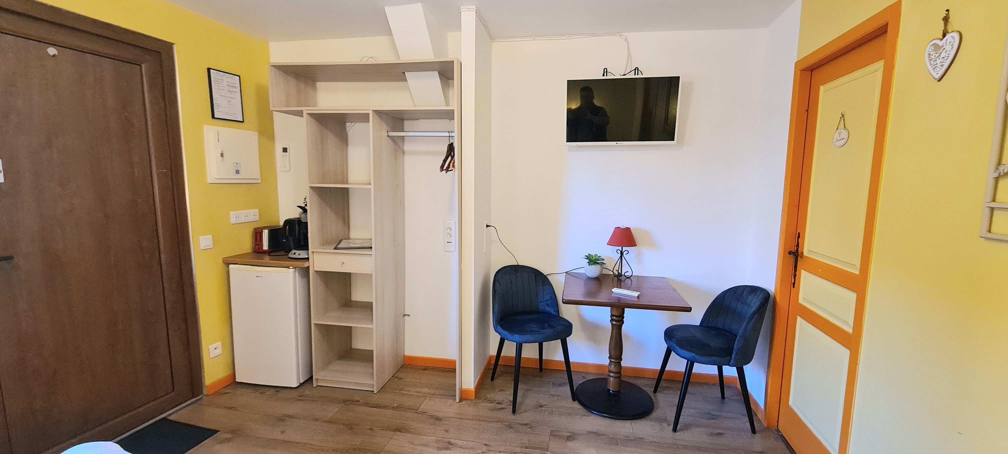 espace de vie dans la chambre