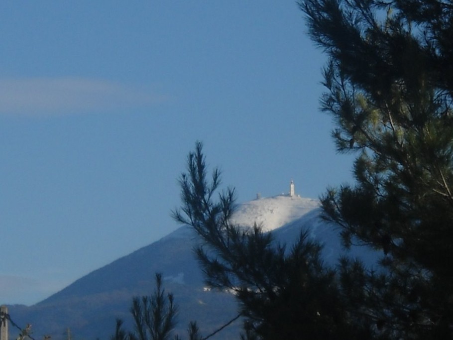 le mont ventoux vu de la terrasse
