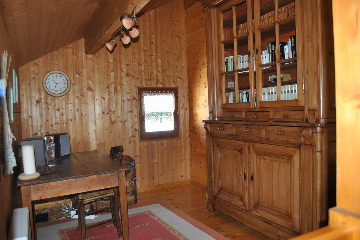 Coin bureau