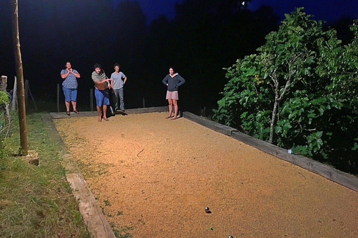 Jeu de pétanque by night