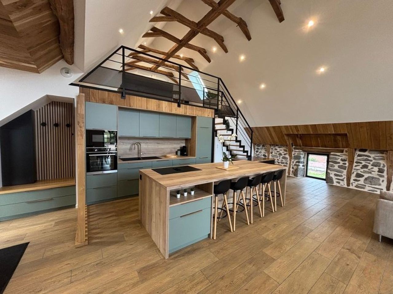 Open-plan kitchen and entrance hall