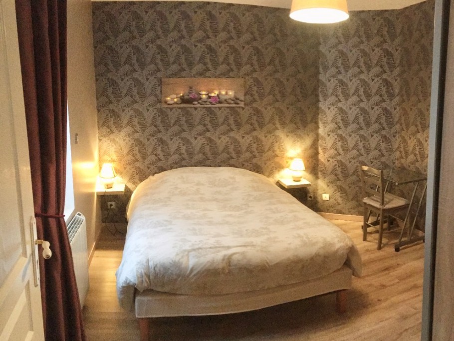 Chambre rez de chaussée avec lit double 140x190