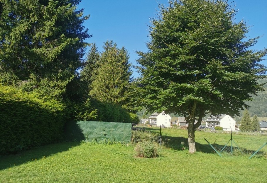 Le village de lans ni trop près, ni trop loin