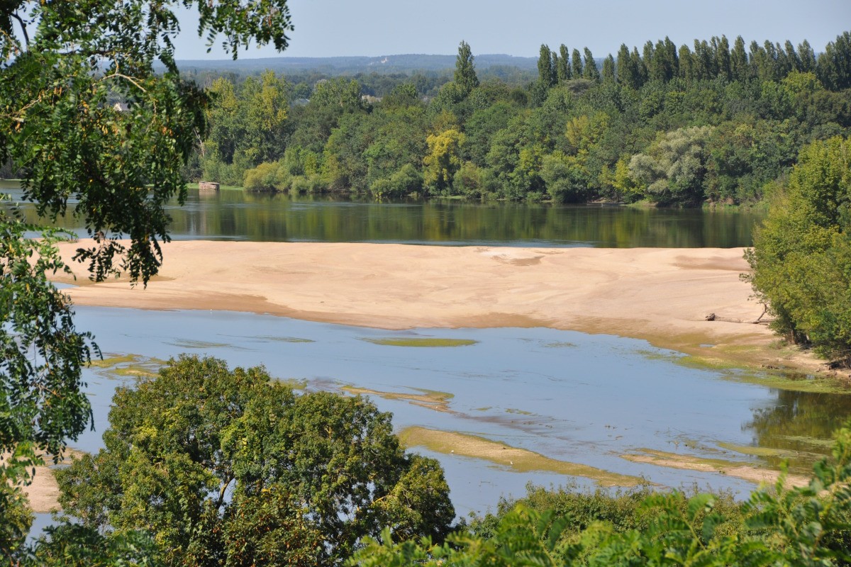 La vue depuis une terrasse à l'étage