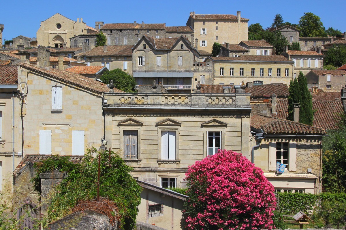 Saint Emilion proche de Tresses