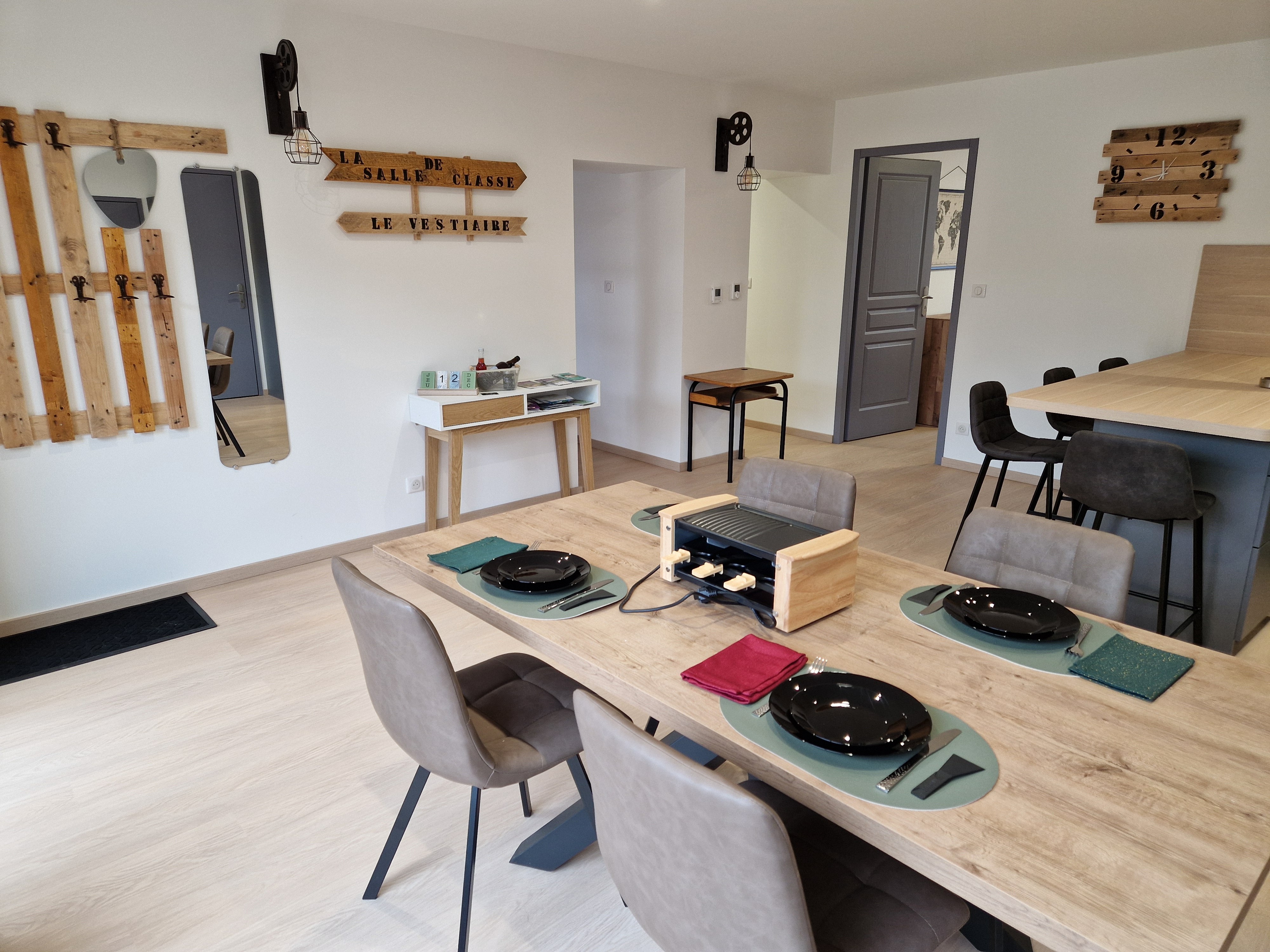 Pièce de vie cuisine séjour - Chez Bubu : L’école