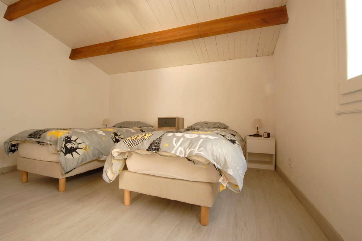 Chambre 2 - maison principale