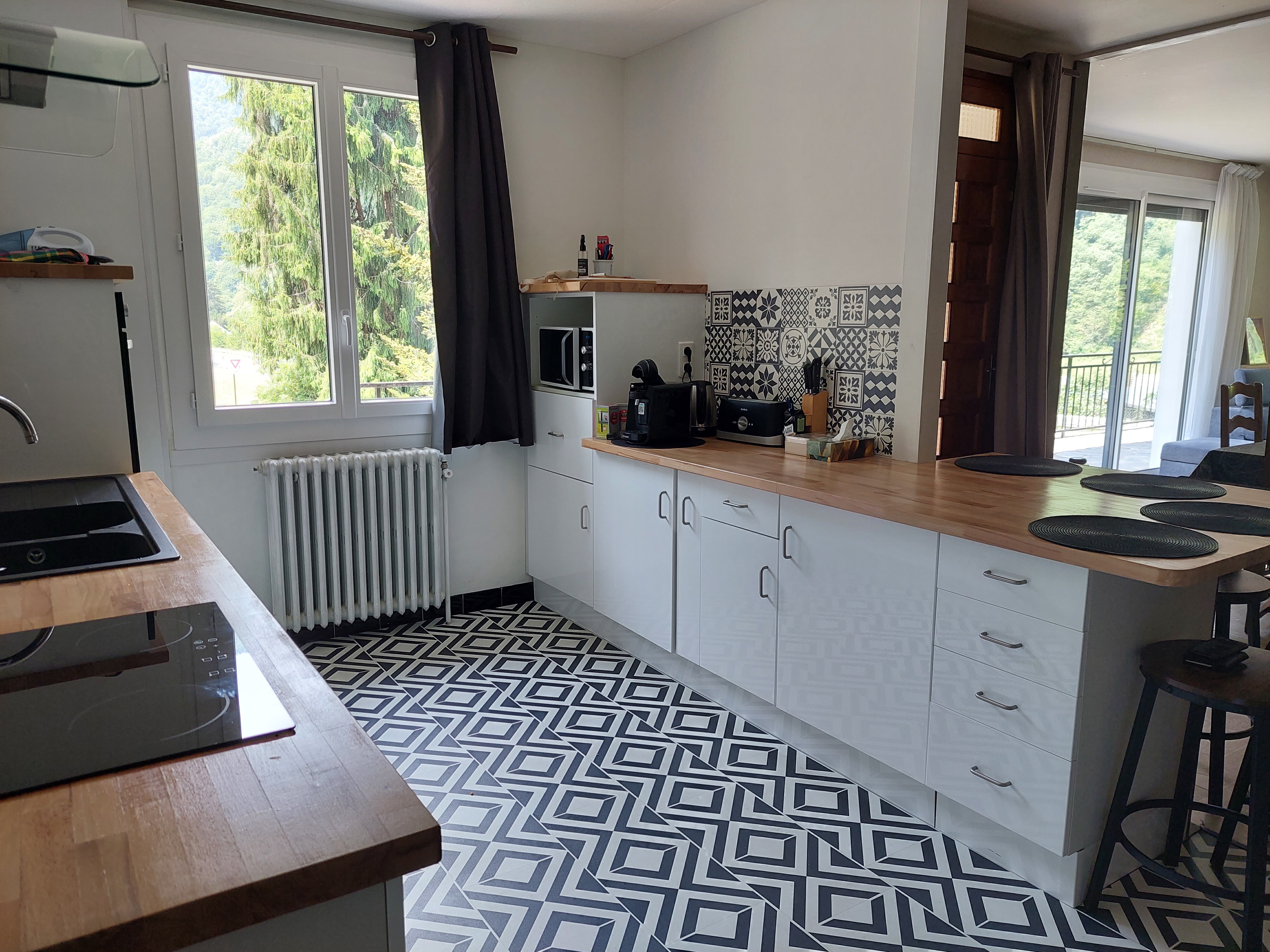 Fully equipped kitchen