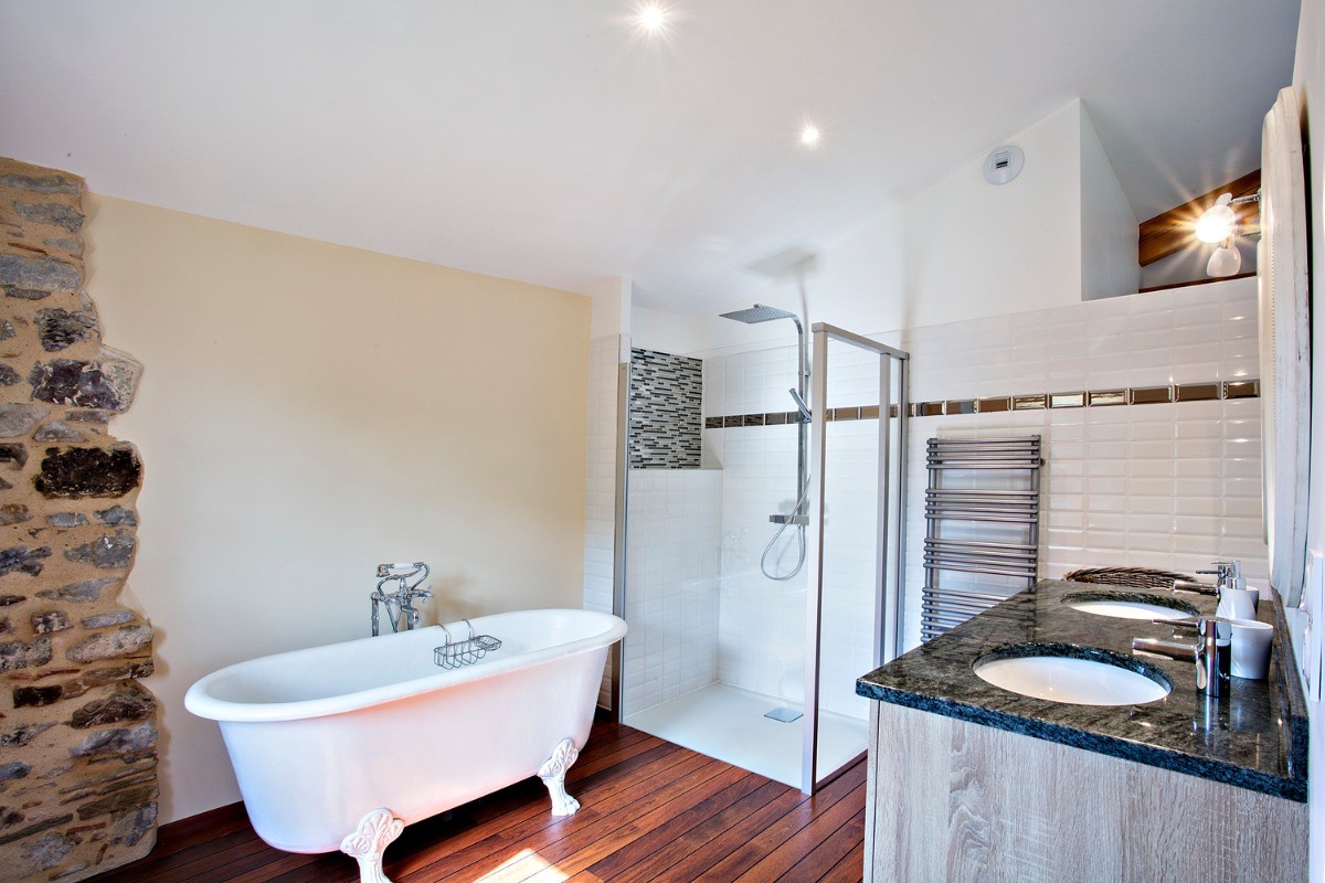 Salle de bain chambre 1 étage