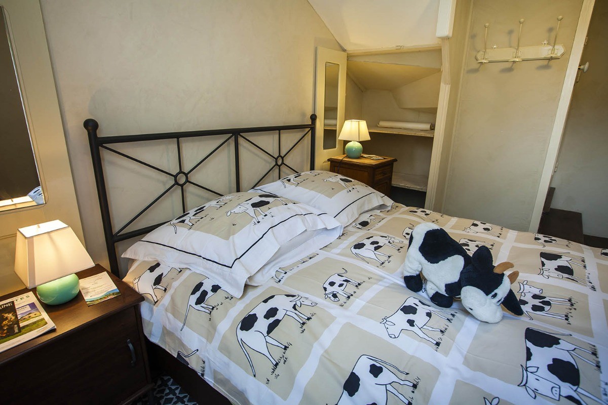 Le Cottage Abel, gîte de groupe avec cheminée dans les Ardennes - la chambre double